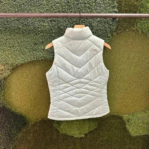 The North Face  550 Blue Puffer Vest Small - Picture 2 of 5